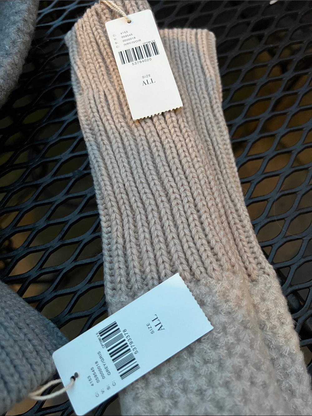 Anthropologie Knit Arm Warmers in Blue and Cream, 2 pair, with thumb hole - Picture 2 of 3
